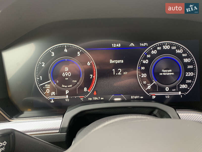 Позашляховик / Кросовер Volkswagen Touareg 2022 в Івано-Франківську