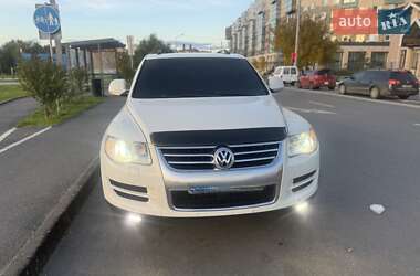 Внедорожник / Кроссовер Volkswagen Touareg 2009 в Черновцах
