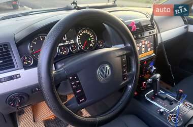 Позашляховик / Кросовер Volkswagen Touareg 2009 в 