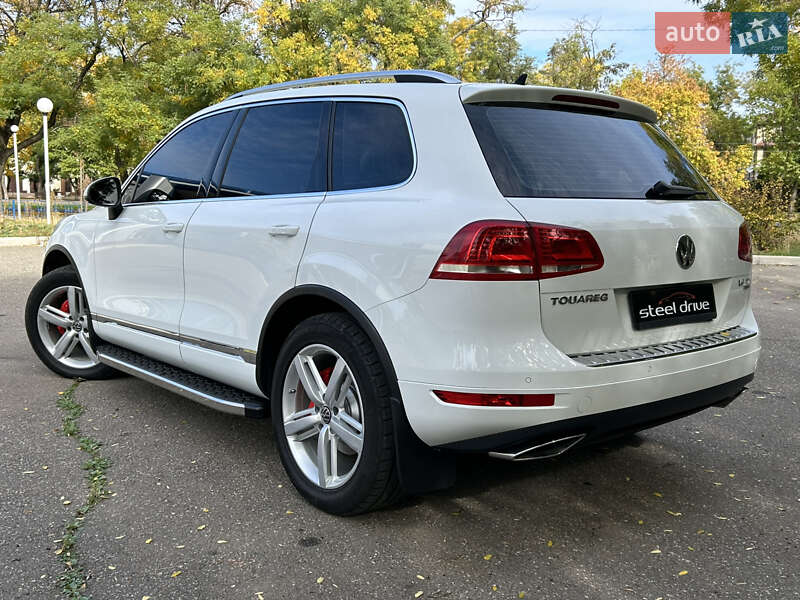 Внедорожник / Кроссовер Volkswagen Touareg 2014 в Николаеве фото 4 Внедорожник / Кроссовер Volkswagen Touareg 2014 в Николаеве