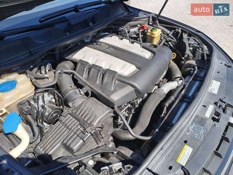 Внедорожник / Кроссовер Volkswagen Touareg 2011 в Могилев-Подольске фото 32 Внедорожник / Кроссовер Volkswagen Touareg 2011 в Могилев-Подольске