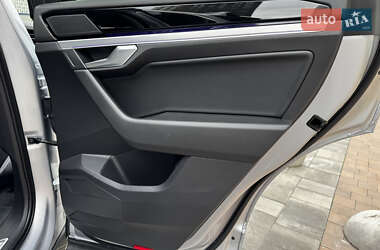 Внедорожник / Кроссовер Volkswagen Touareg 2020 в 