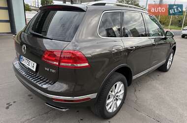 Внедорожник / Кроссовер Volkswagen Touareg 2017 в 