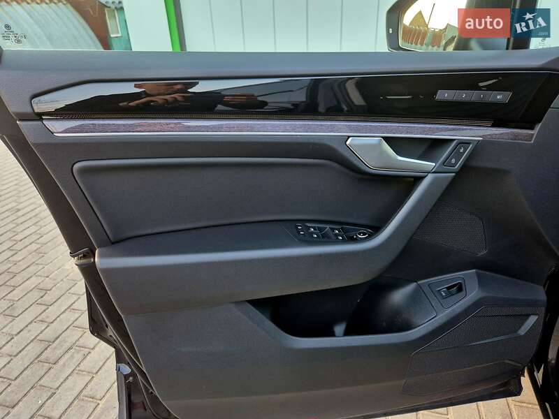 Позашляховик / Кросовер Volkswagen Touareg 2021 в Житомирі фото 15 Позашляховик / Кросовер Volkswagen Touareg 2021 в Житомирі
