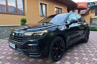 Внедорожник / Кроссовер Volkswagen Touareg 2021 в 