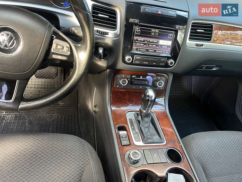 Внедорожник / Кроссовер Volkswagen Touareg 2013 в Хмельницком фото 8 Внедорожник / Кроссовер Volkswagen Touareg 2013 в Хмельницком