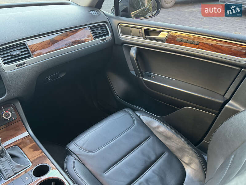 Внедорожник / Кроссовер Volkswagen Touareg 2011 в Тернополе фото 18 Внедорожник / Кроссовер Volkswagen Touareg 2011 в Тернополе