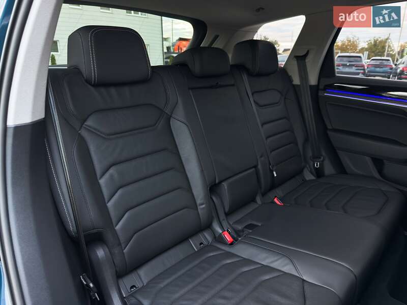 Внедорожник / Кроссовер Volkswagen Touareg 2021 в Луцке