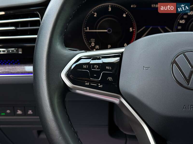 Внедорожник / Кроссовер Volkswagen Touareg 2021 в Луцке