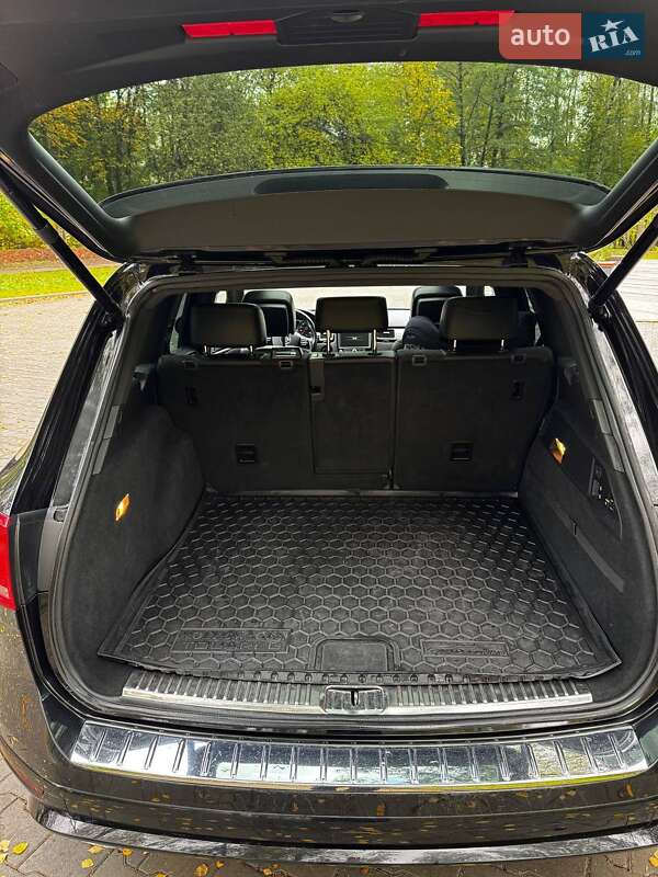 Внедорожник / Кроссовер Volkswagen Touareg 2016 в Тернополе