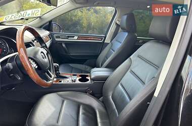Позашляховик / Кросовер Volkswagen Touareg 2014 в  фото 27 Позашляховик / Кросовер Volkswagen Touareg 2014 в