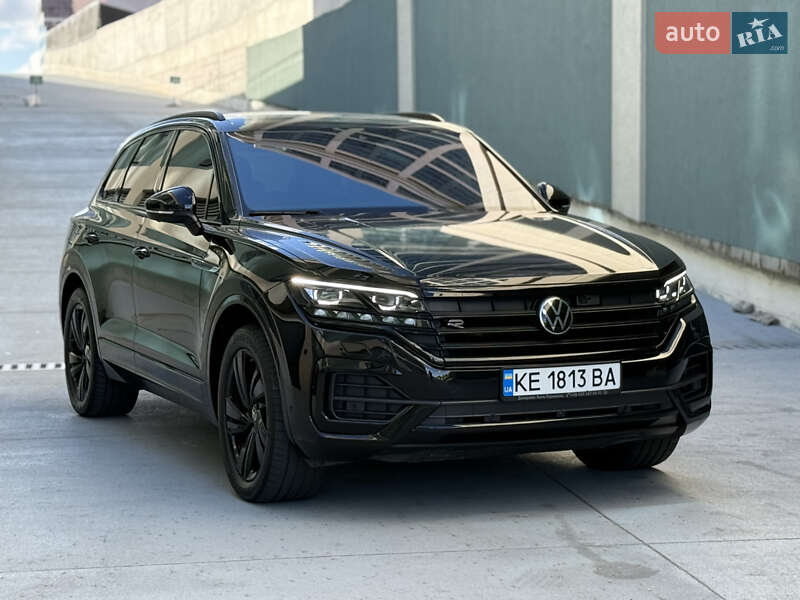 Внедорожник / Кроссовер Volkswagen Touareg 2023 в 