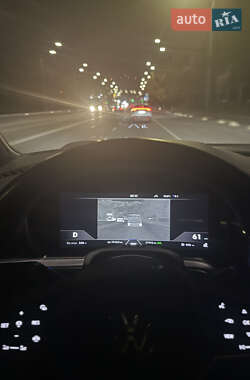Внедорожник / Кроссовер Volkswagen Touareg 2023 в 