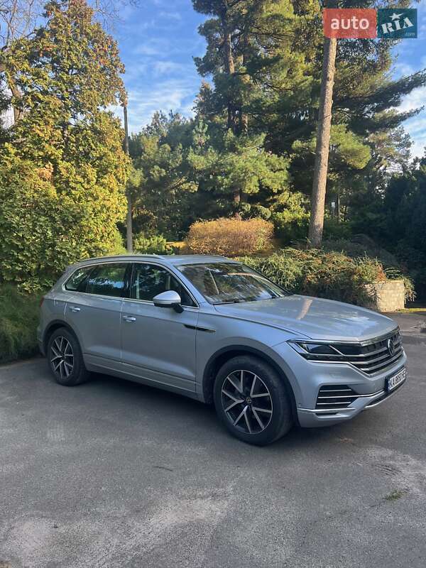 Внедорожник / Кроссовер Volkswagen Touareg 2022 в Киеве фото 2 Внедорожник / Кроссовер Volkswagen Touareg 2022 в Киеве