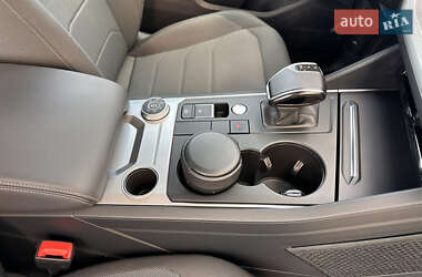 Внедорожник / Кроссовер Volkswagen Touareg 2020 в 