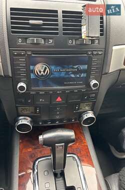 Позашляховик / Кросовер Volkswagen Touareg 2008 в  фото 18 Позашляховик / Кросовер Volkswagen Touareg 2008 в