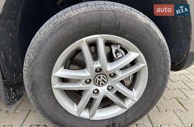 Позашляховик / Кросовер Volkswagen Touareg 2008 в  фото 25 Позашляховик / Кросовер Volkswagen Touareg 2008 в