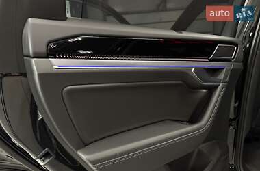 Внедорожник / Кроссовер Volkswagen Touareg 2025 в 