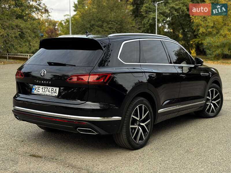 Внедорожник / Кроссовер Volkswagen Touareg 2021 в Днепре