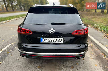 Внедорожник / Кроссовер Volkswagen Touareg 2018 в Ромнах