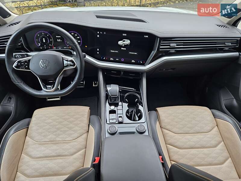 Позашляховик / Кросовер Volkswagen Touareg 2024 в Києві фото 43 Позашляховик / Кросовер Volkswagen Touareg 2024 в Києві