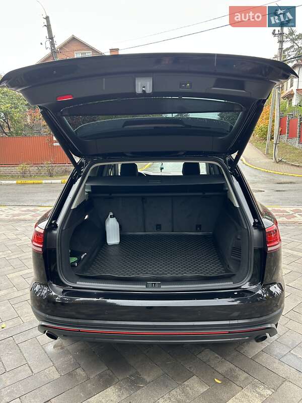 Позашляховик / Кросовер Volkswagen Touareg 2019 в Києві фото 13 Позашляховик / Кросовер Volkswagen Touareg 2019 в Києві