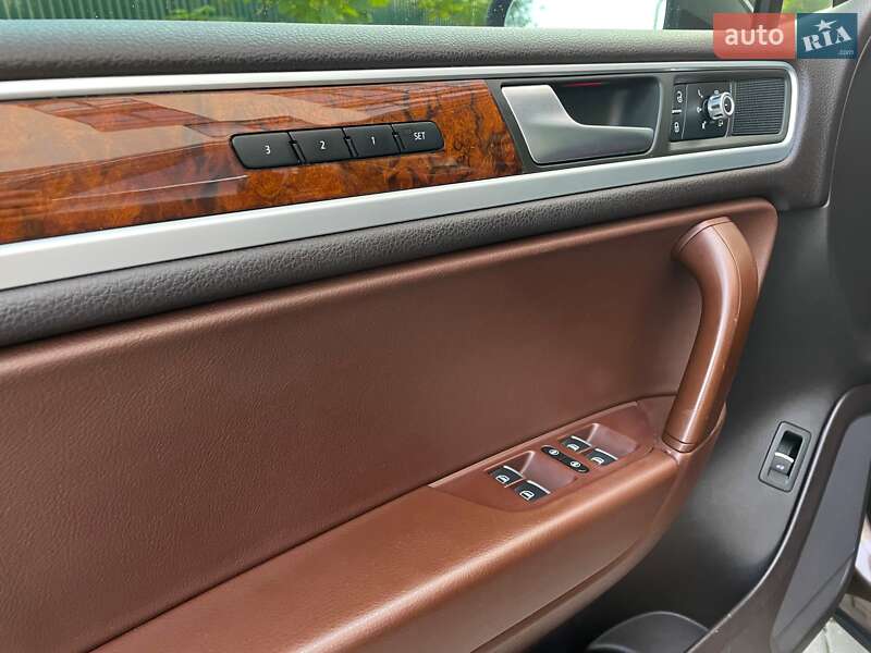 Внедорожник / Кроссовер Volkswagen Touareg 2013 в Надворной фото 25 Внедорожник / Кроссовер Volkswagen Touareg 2013 в Надворной