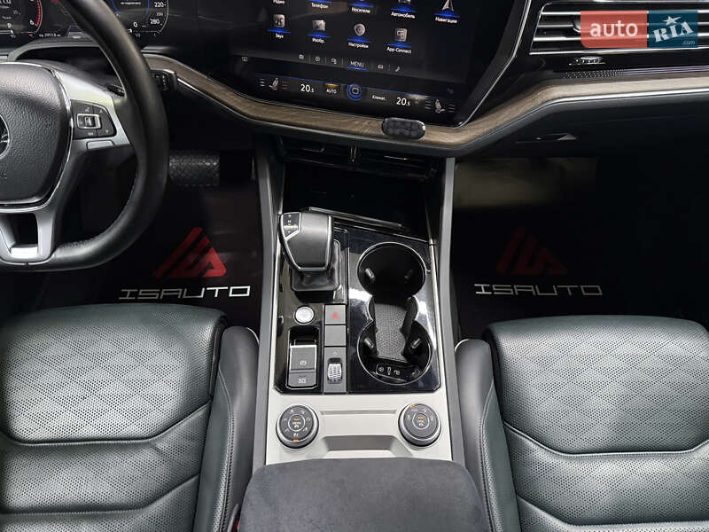 Позашляховик / Кросовер Volkswagen Touareg 2019 в Одесі