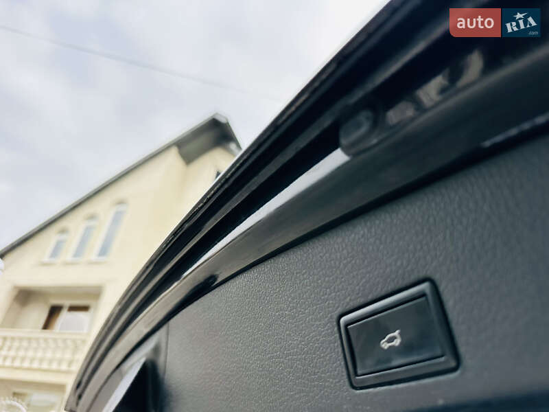 Внедорожник / Кроссовер Volkswagen Touareg 2015 в Грушево
