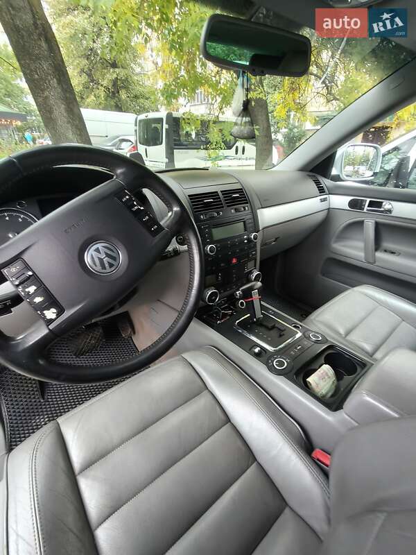 Внедорожник / Кроссовер Volkswagen Touareg 2004 в Ивано-Франковске фото 5 Внедорожник / Кроссовер Volkswagen Touareg 2004 в Ивано-Франковске