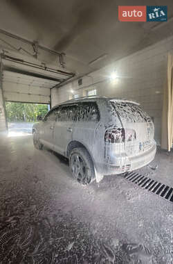 Позашляховик / Кросовер Volkswagen Touareg 2009 в 