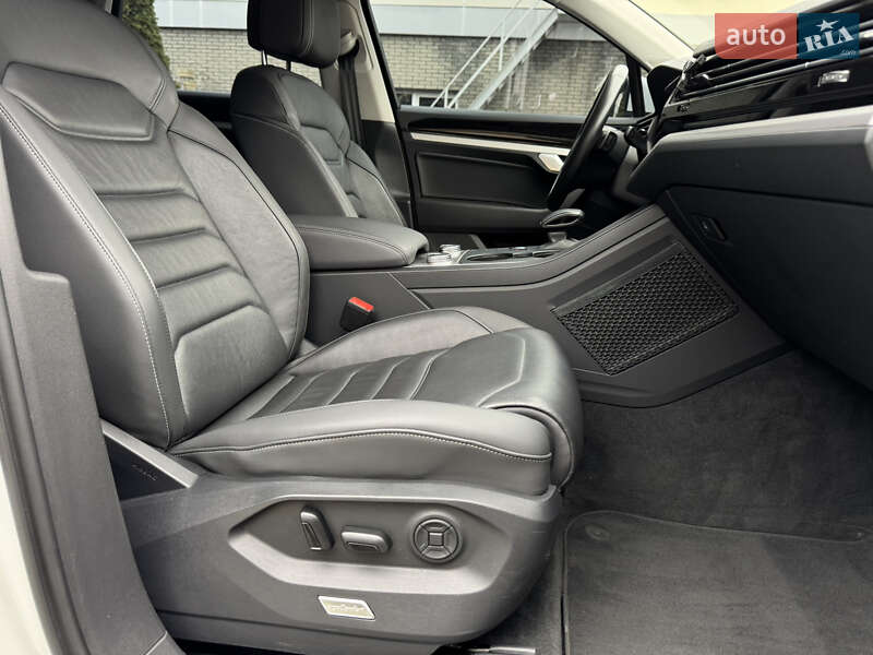 Внедорожник / Кроссовер Volkswagen Touareg 2020 в Харькове фото 25 Внедорожник / Кроссовер Volkswagen Touareg 2020 в Харькове