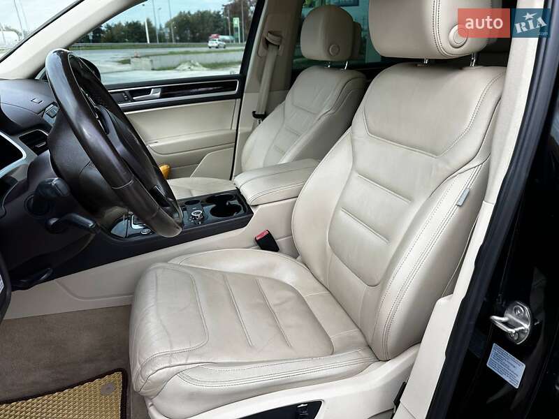 Позашляховик / Кросовер Volkswagen Touareg 2012 в Львові фото 18 Позашляховик / Кросовер Volkswagen Touareg 2012 в Львові