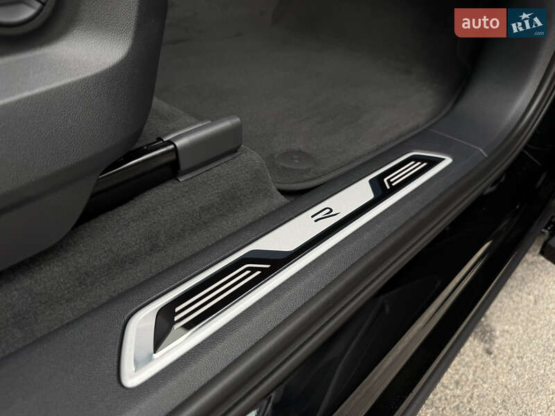 Внедорожник / Кроссовер Volkswagen Touareg 2025 в Киеве фото 76 Внедорожник / Кроссовер Volkswagen Touareg 2025 в Киеве