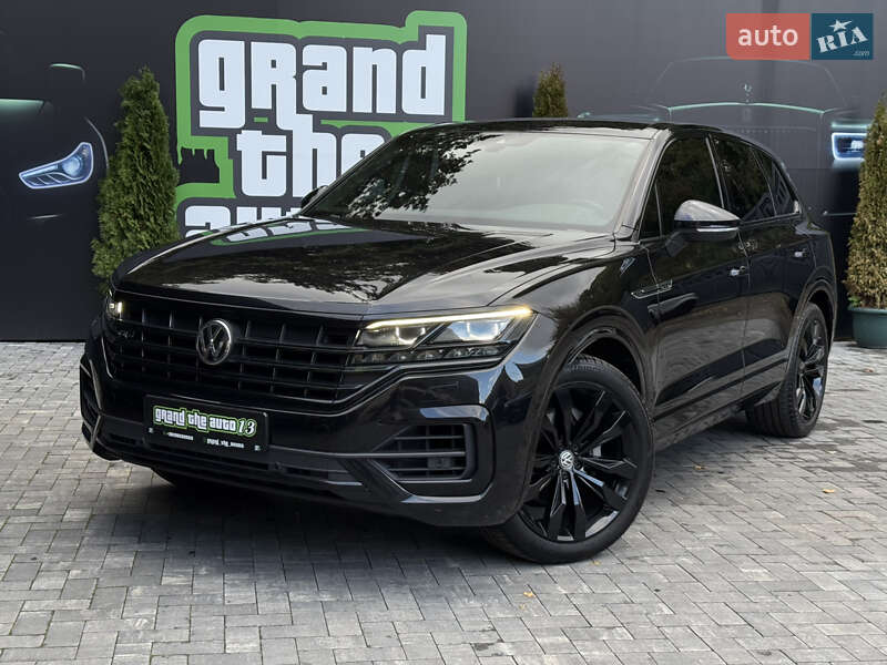 Внедорожник / Кроссовер Volkswagen Touareg 2020 в Киеве