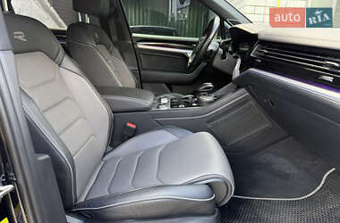 Позашляховик / Кросовер Volkswagen Touareg 2022 в 