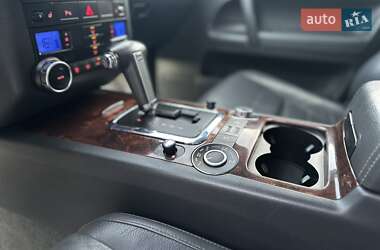 Внедорожник / Кроссовер Volkswagen Touareg 2008 в 