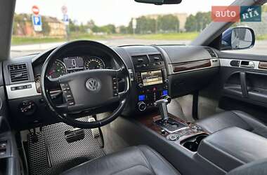 Внедорожник / Кроссовер Volkswagen Touareg 2008 в 