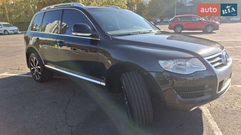 Позашляховик / Кросовер Volkswagen Touareg 2009 в Одесі фото 2 Позашляховик / Кросовер Volkswagen Touareg 2009 в Одесі