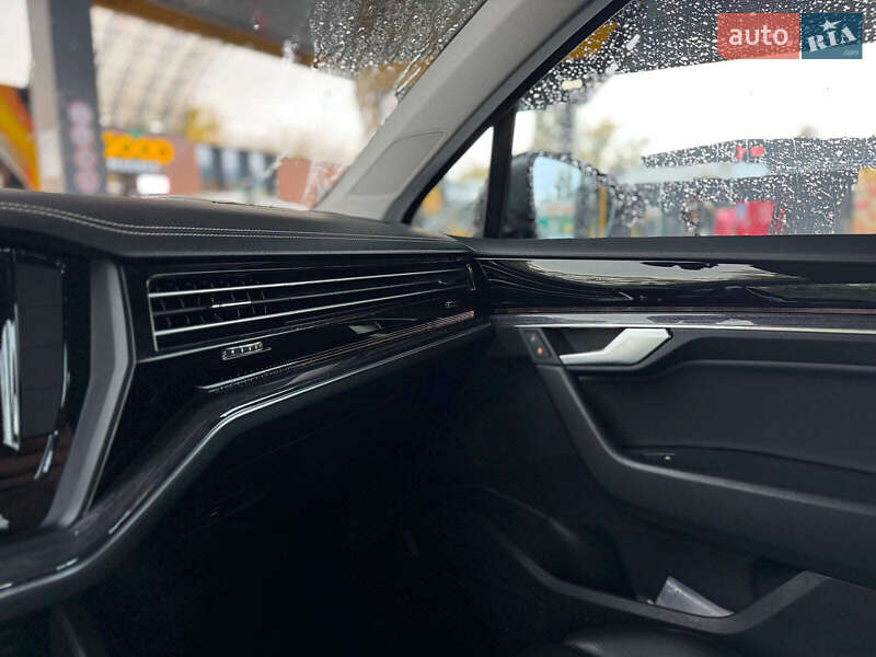 Внедорожник / Кроссовер Volkswagen Touareg 2021 в Киеве фото 38 Внедорожник / Кроссовер Volkswagen Touareg 2021 в Киеве