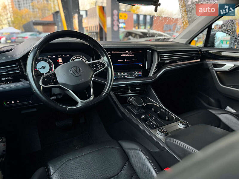 Внедорожник / Кроссовер Volkswagen Touareg 2021 в Киеве фото 47 Внедорожник / Кроссовер Volkswagen Touareg 2021 в Киеве