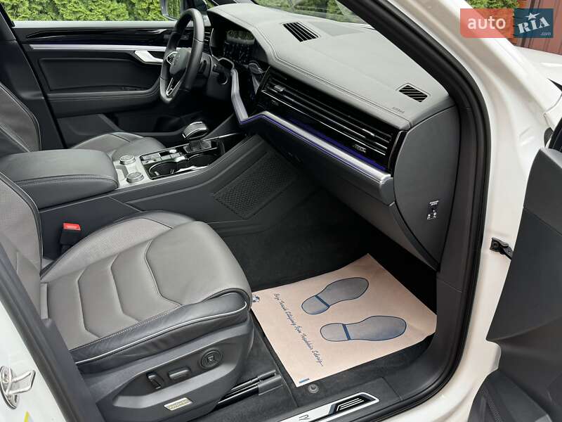 Внедорожник / Кроссовер Volkswagen Touareg 2021 в Киеве фото 76 Внедорожник / Кроссовер Volkswagen Touareg 2021 в Киеве
