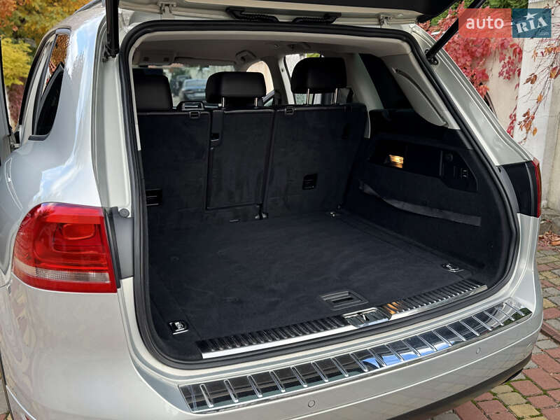 Позашляховик / Кросовер Volkswagen Touareg 2012 в Одесі фото 22 Позашляховик / Кросовер Volkswagen Touareg 2012 в Одесі