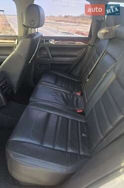 Внедорожник / Кроссовер Volkswagen Touareg 2006 в  фото 15 Внедорожник / Кроссовер Volkswagen Touareg 2006 в