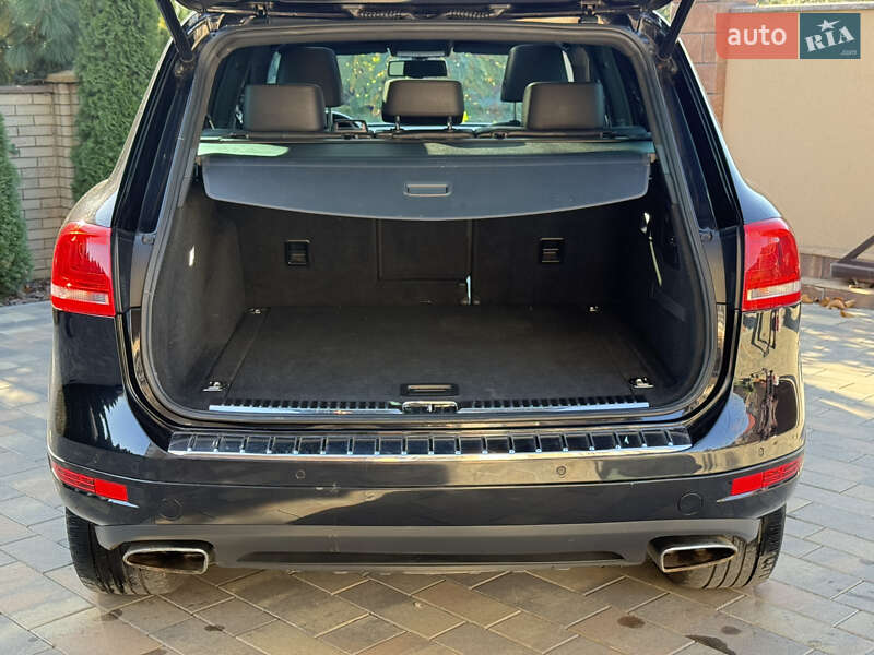 Внедорожник / Кроссовер Volkswagen Touareg 2013 в Черновцах фото 60 Внедорожник / Кроссовер Volkswagen Touareg 2013 в Черновцах
