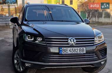 Позашляховик / Кросовер Volkswagen Touareg 2016 в Миколаєві