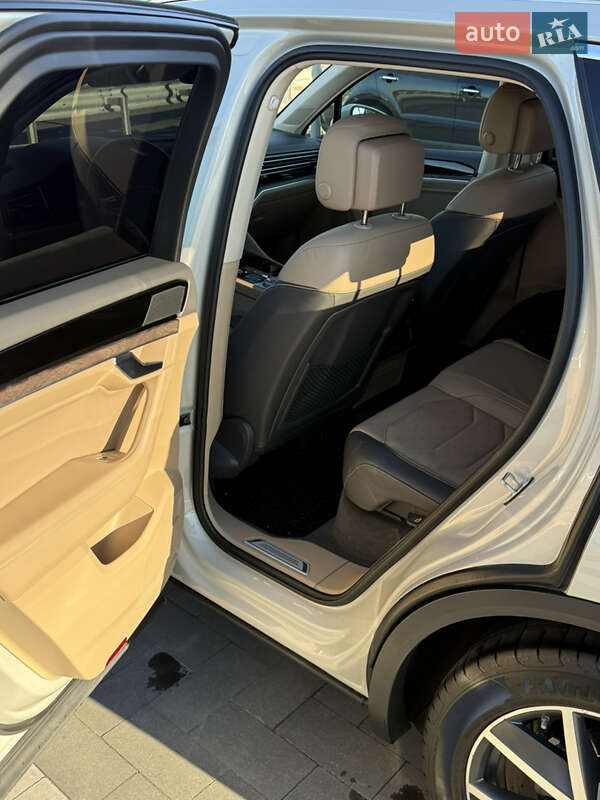 Позашляховик / Кросовер Volkswagen Touareg 2022 в Луцьку фото 7 Позашляховик / Кросовер Volkswagen Touareg 2022 в Луцьку