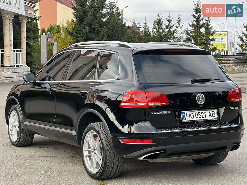 Внедорожник / Кроссовер Volkswagen Touareg 2011 в Тернополе
