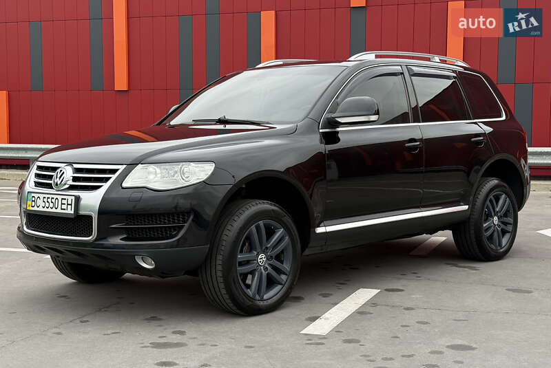 Внедорожник / Кроссовер Volkswagen Touareg 2007 в Киеве