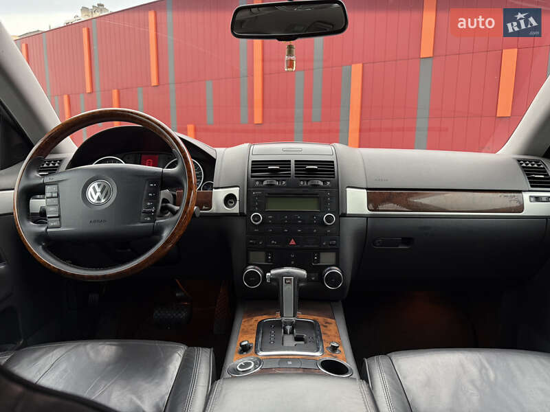 Внедорожник / Кроссовер Volkswagen Touareg 2007 в Киеве